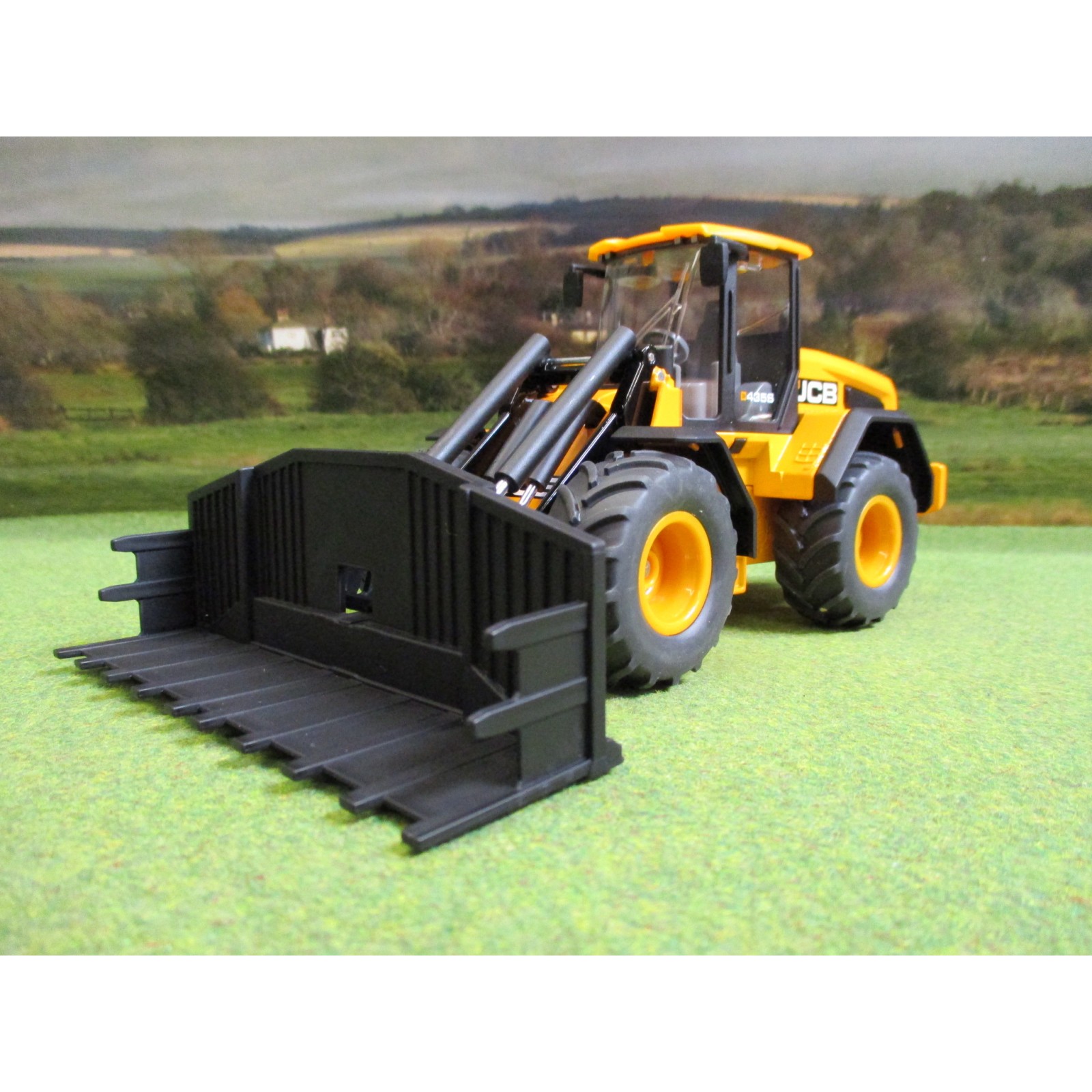 JCB 435S 1:32
